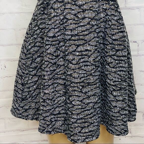 Wells Grace sparkly dress with cap sleeves - Picture 6 of 9